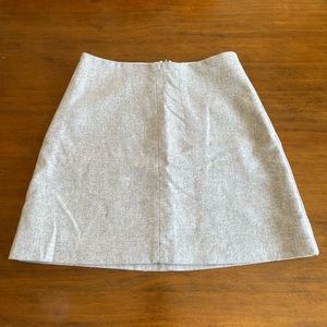 Aritzia mini skirt size 4